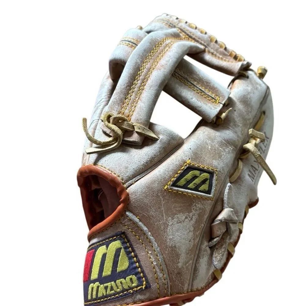 Mizuno MM5050 Max Flex Professional Model RHT 12” Baseball Glove - Picture 4 of 8